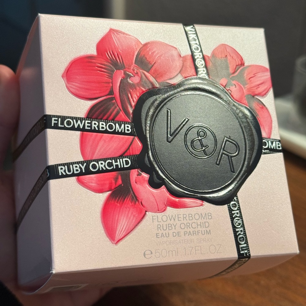 Viktor & Rolf Flowerbomb Ruby Orchid 1.7 oz Eau de Parfum